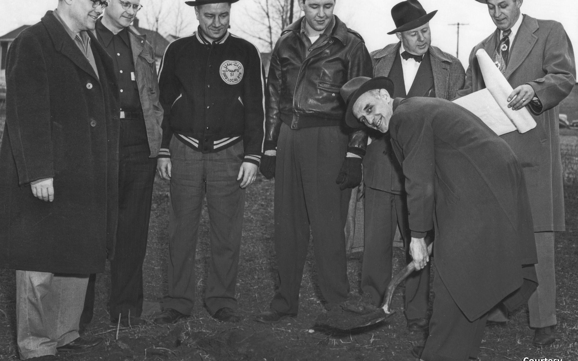Leaders of the United Auto Workers Local 879 broke ground on the new UAW Union Hall on Ford Parkway in 1953. The building was later renamed in honor of Ray Busch, one of the early presidents of UAW Local 879. The site is currently occupied by Erik’s Bike Shop. Courtesy Brian McMahon